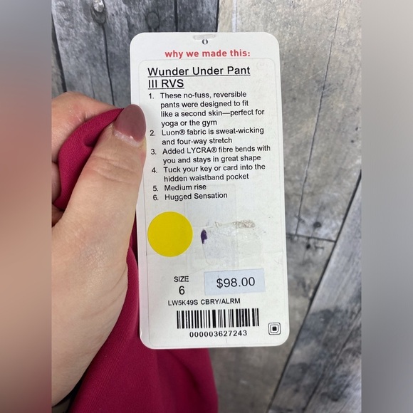 Lululemon Wunder Under Pant III (Reversible) in Cranberry / Alarming Size 6 New! - Picture 5 of 11